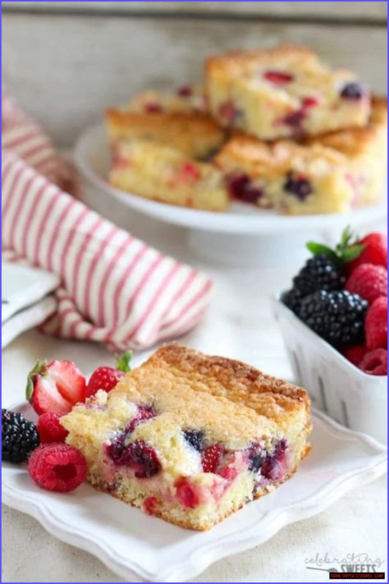 Desserts that might be filled with berries