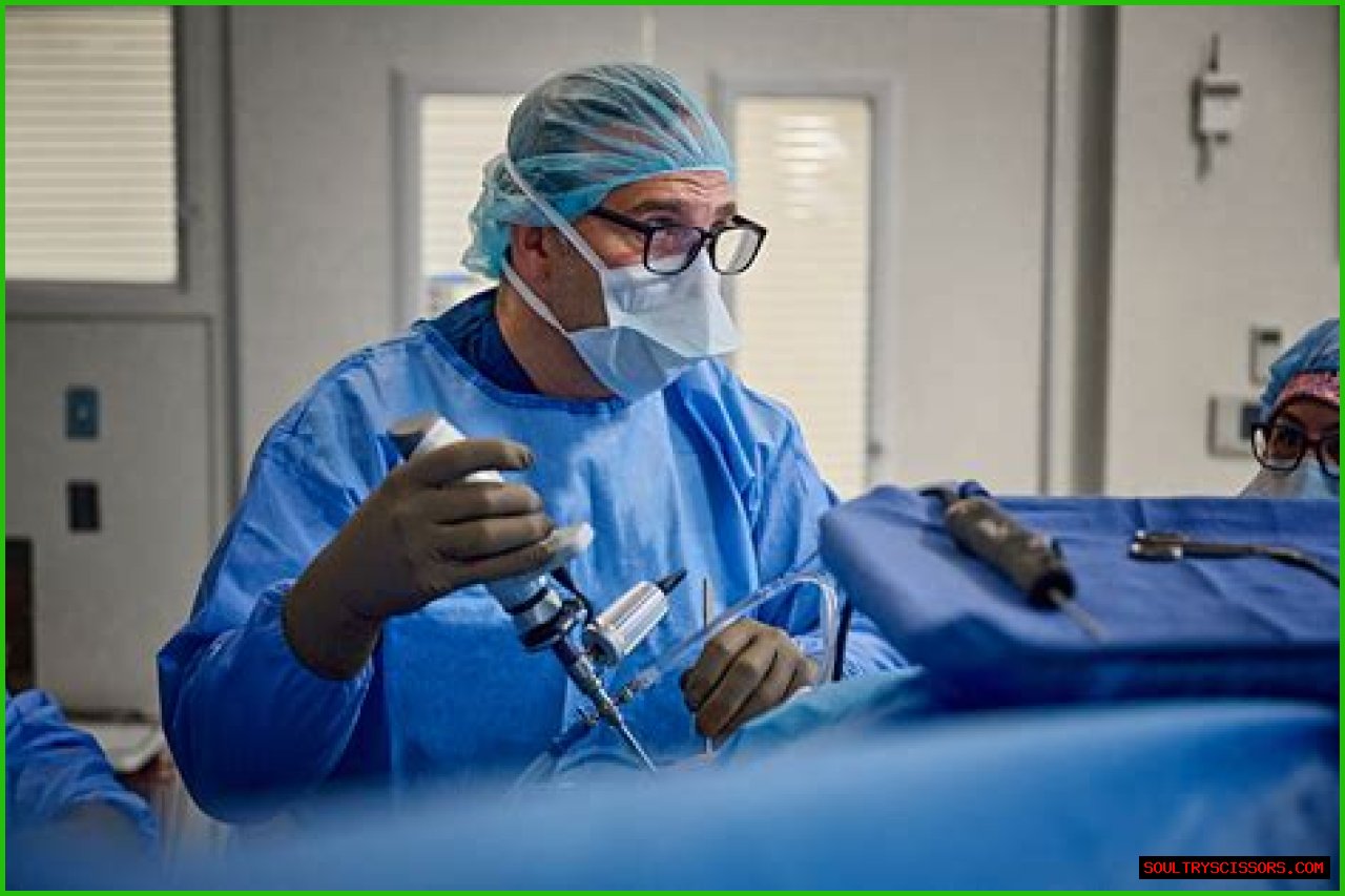 Do Orthopedic Surgeons Have Their Own Ray Machines?