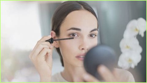 Reviewers Claim This Mascara Made Their Lashes Look Larger-than-Life