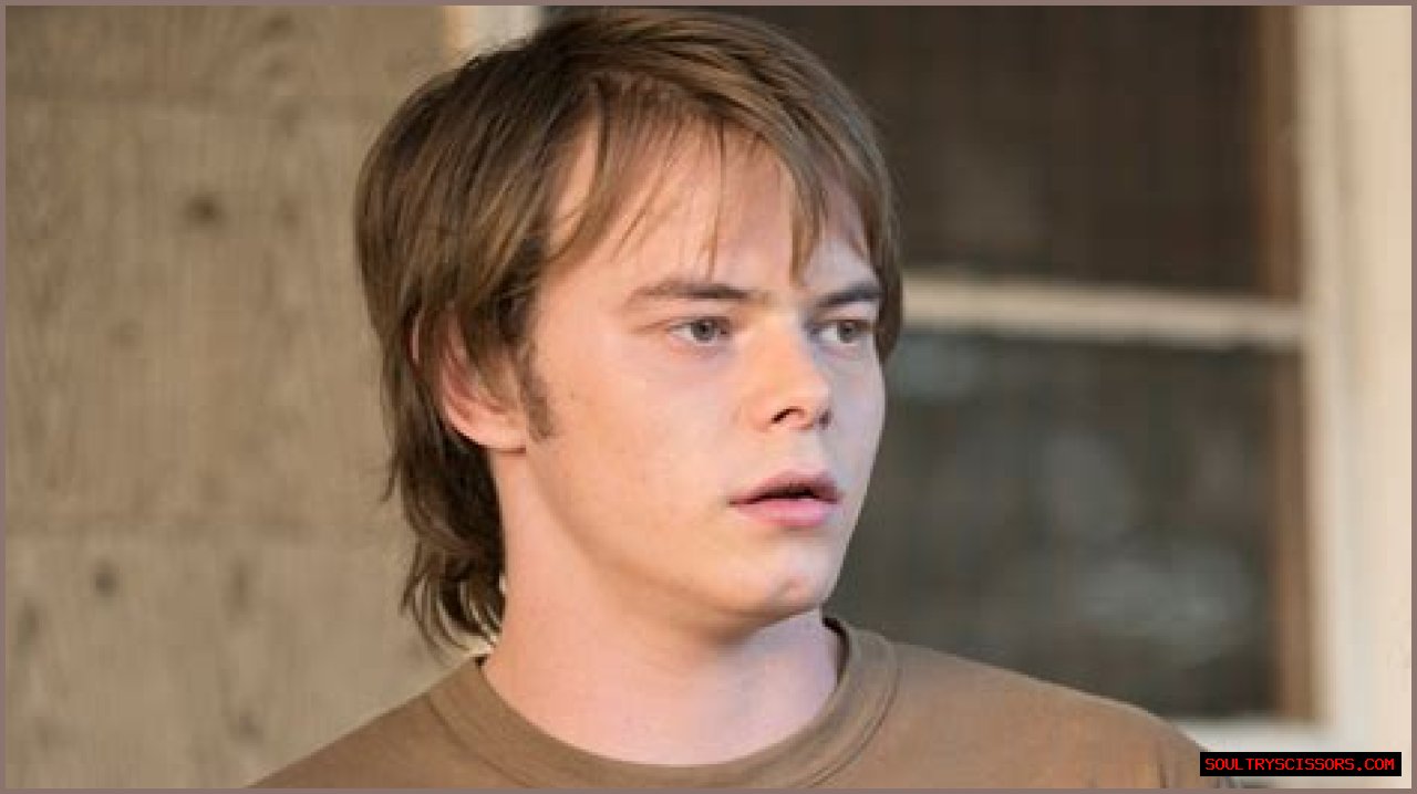 Stranger Things actor who plays Cannonball in The New Mutants: 2 wds.